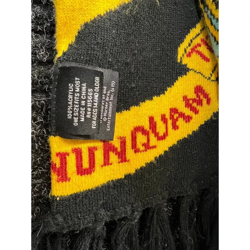 Harry Potter Hogwarts Crest Long Knit Scarf‎ - Pre Owned